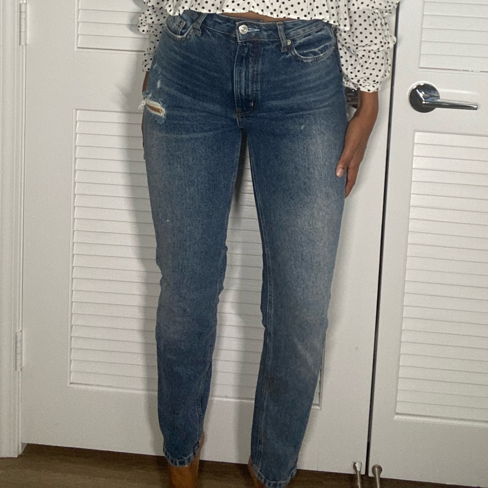 Urban outfitters mom jeans